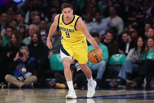 34岁麦康奈尔签约安踏 11年NBA生涯首获球鞋合同